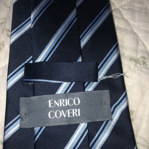 Enrico Coveri. Handmade Blue and white Silk Striped Tie - Picture 5 of 6